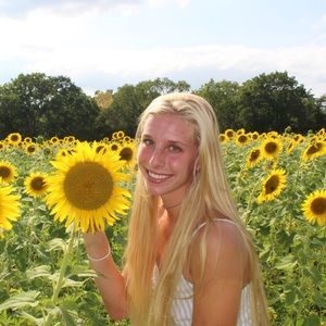 Meet your Posher, Emma